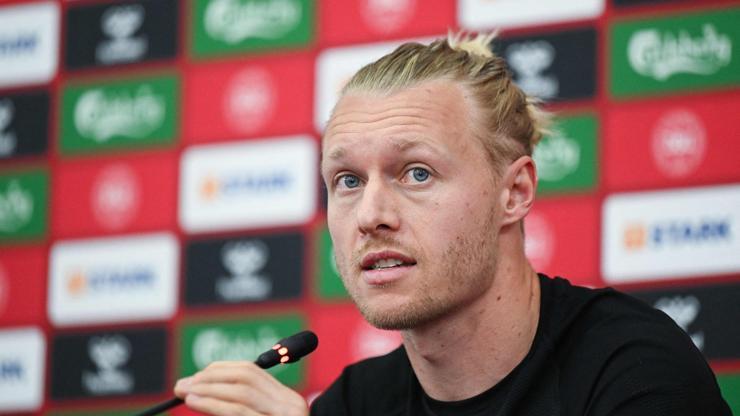 Danimarkalı stoper Simon Kjaer resmen açıkladı! Milli takım…