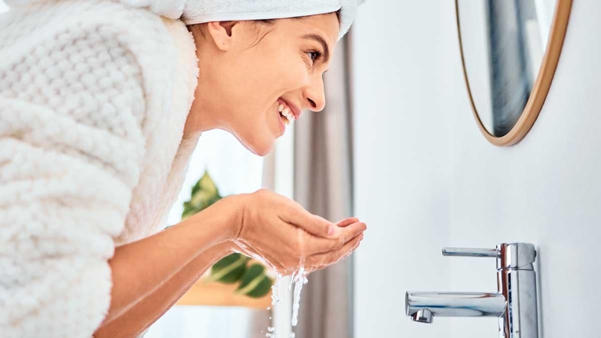 Birçok kişi yüzünü yanlış şekilde yıkıyor