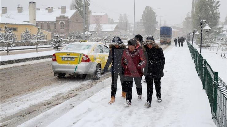 SON DAKİKA KARS OKUL TATİLİ : Bugün Kars’ta okullar tatil mi? 20 Şubat 2025 Kars okul tatili için Valilik açıklama yaptı mı?
