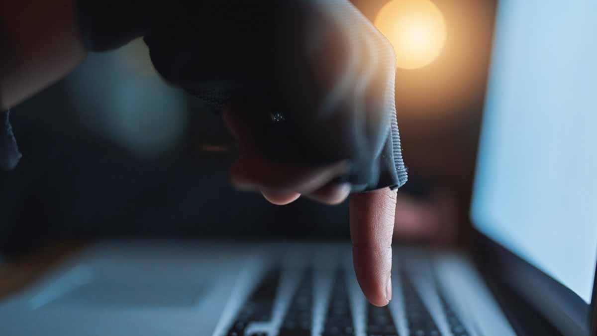 Windows ve Apple bile çaresiz: ‘DoubleClick’ tuzağı ne olduğunu anlamadan banka hesabınızı saniyeler içinde boşaltıyor