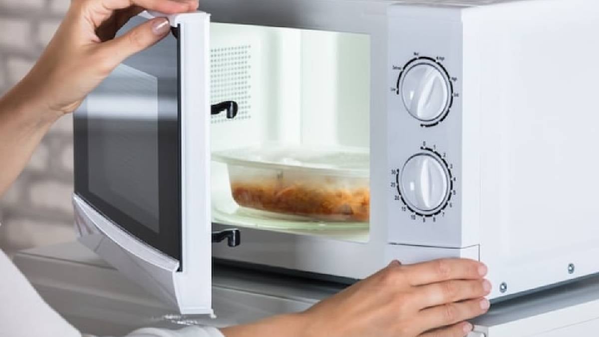 Bu yemekleri sakın mikrodalgada ısıtmayın