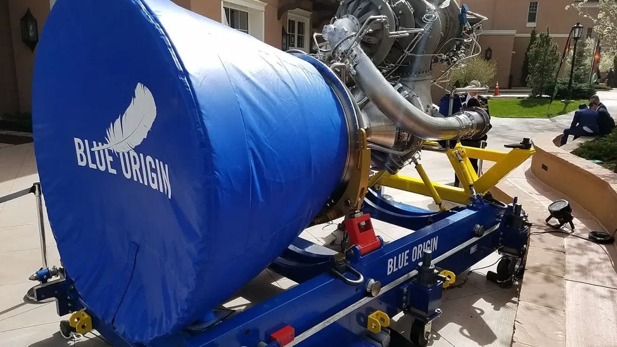 Dünyanın en zengin iki insanı aynı yarışa girdi